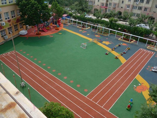 幼兒園場地